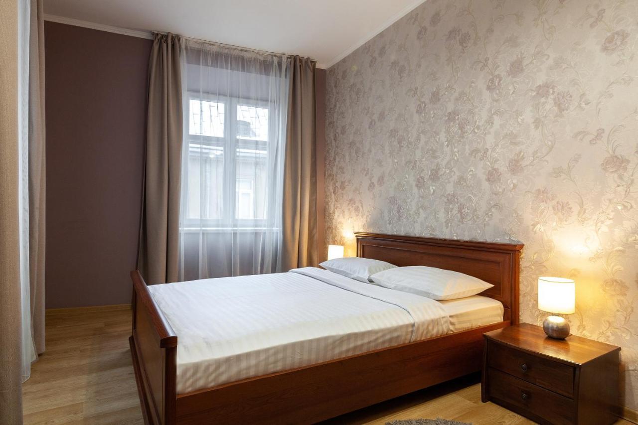 Romari Лесі Українки Apartment Lviv Bagian luar foto
