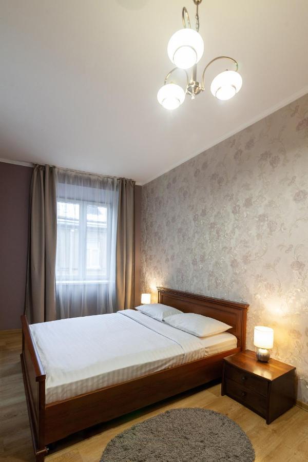 Romari Лесі Українки Apartment Lviv Bagian luar foto