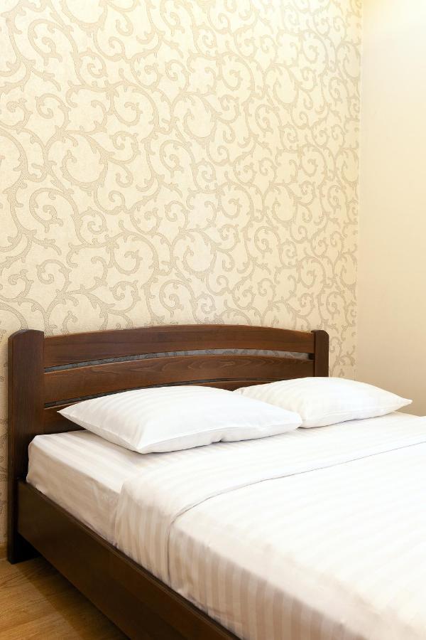 Romari Лесі Українки Apartment Lviv Bagian luar foto