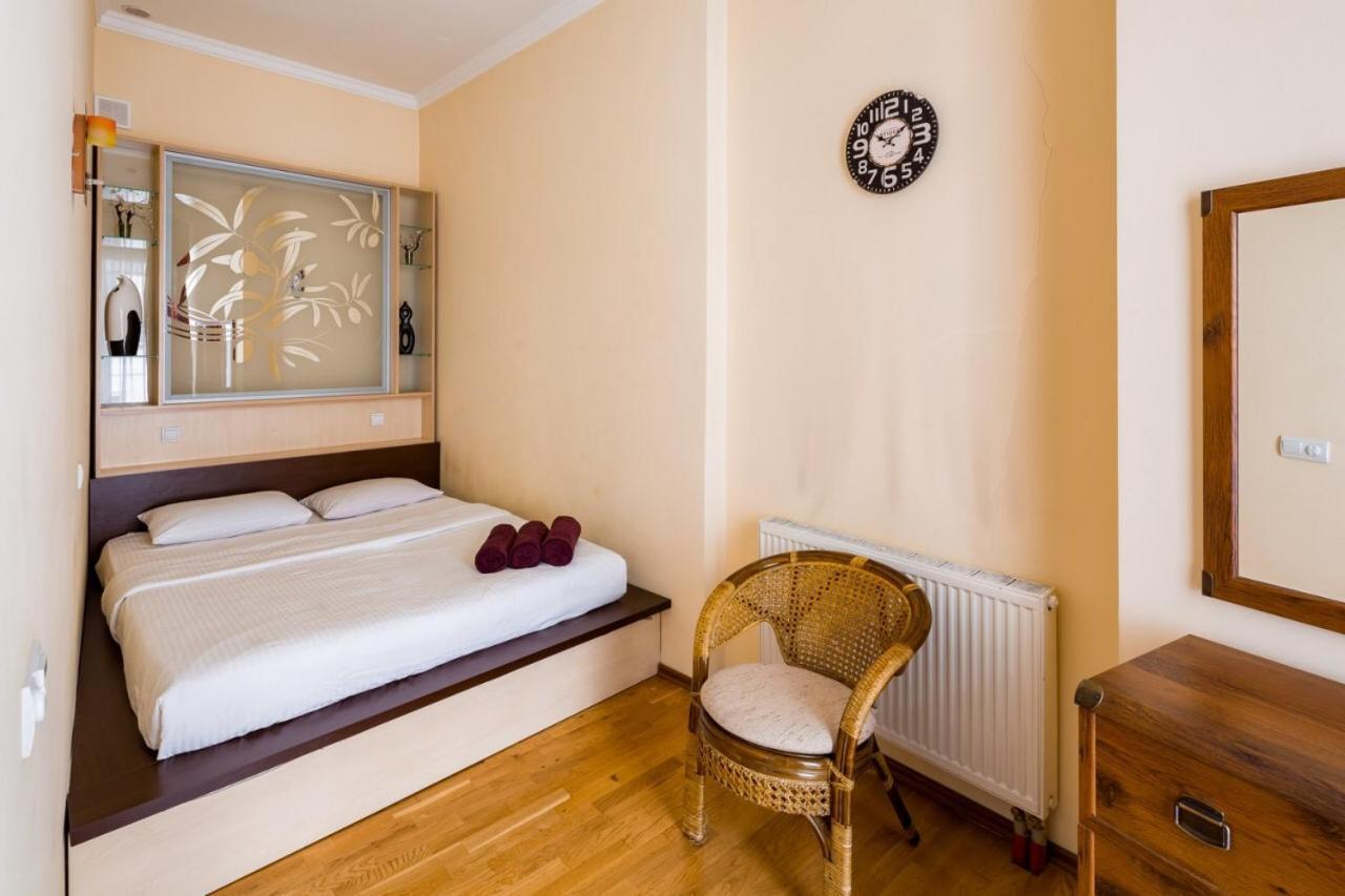 Romari Лесі Українки Apartment Lviv Bagian luar foto