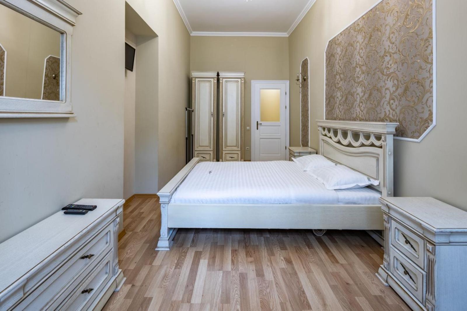 Romari Лесі Українки Apartment Lviv Bagian luar foto