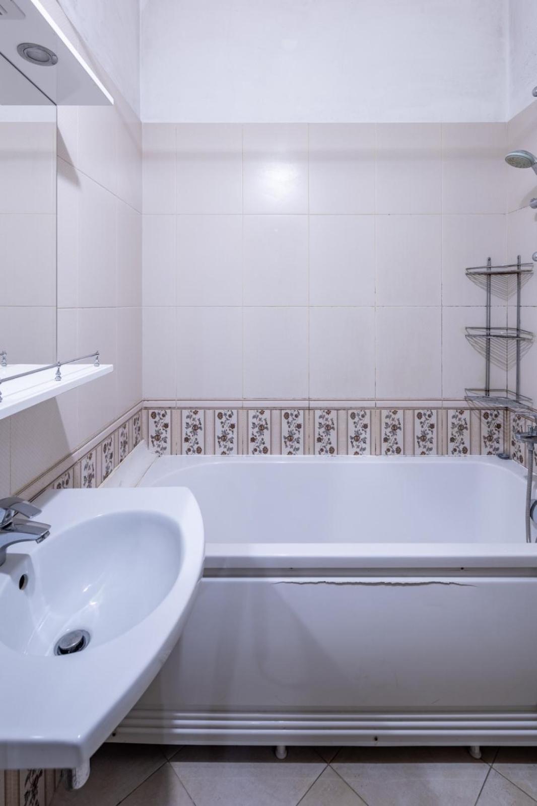 Romari Лесі Українки Apartment Lviv Bagian luar foto