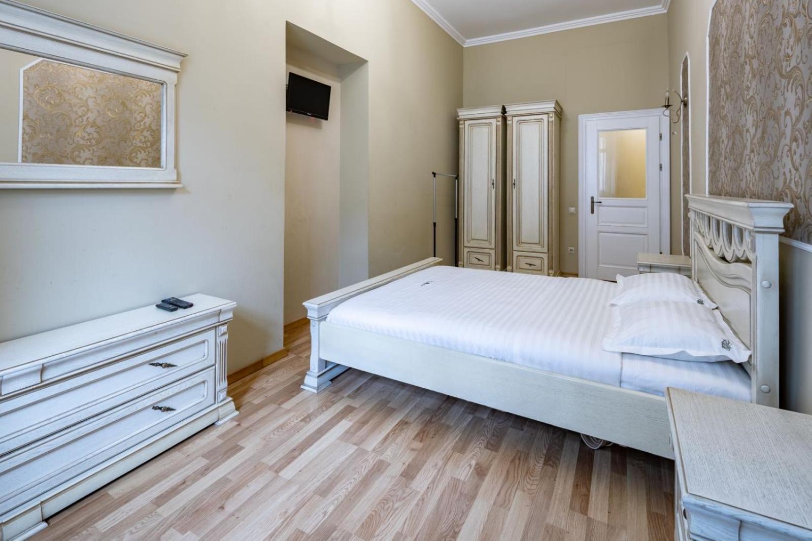 Romari Лесі Українки Apartment Lviv Bagian luar foto